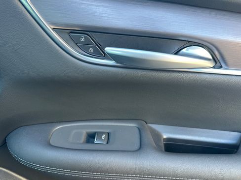 Used 2025 Cadillac XT5 Luxury w/ LPO, Red Accent Package image 22