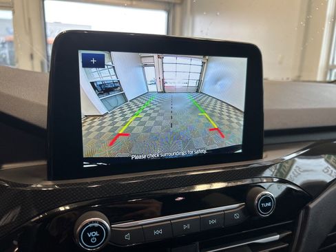 Used 2025 Ford Escape ST-Line image 27