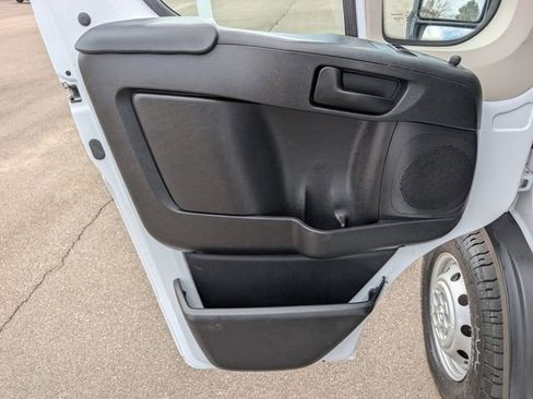 Used 2021 RAM ProMaster 2500 image 17