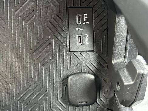 Used 2024 Toyota Tacoma TRD Off-Road AWD/4WD image 29