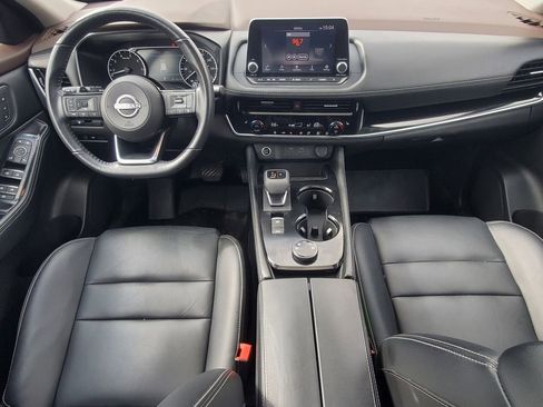 Used 2023 Nissan Rogue SL AWD/4WD image 2