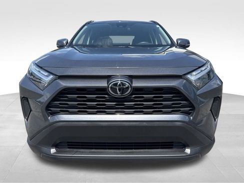 Used 2025 Toyota RAV4 XLE FWD image 3