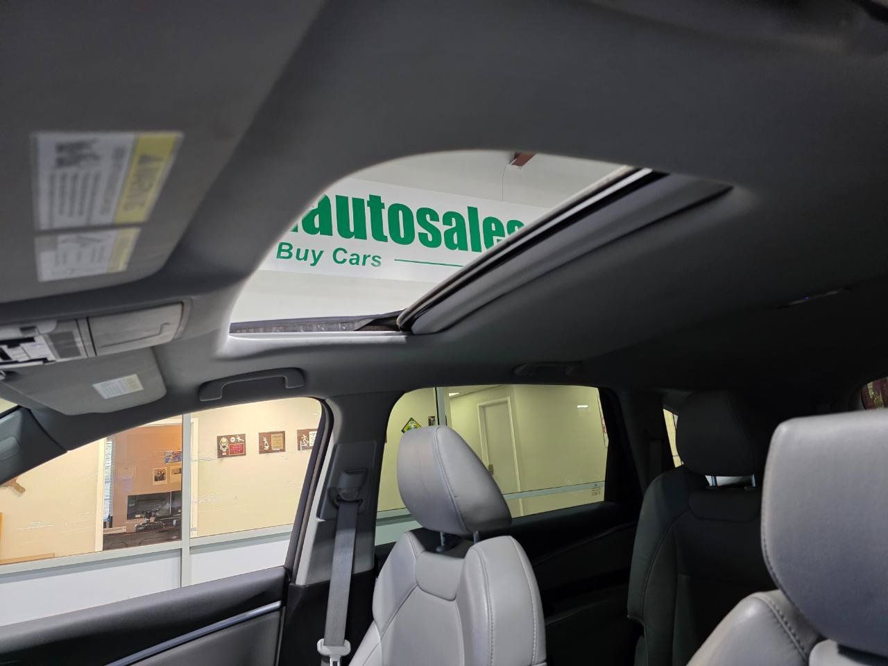 Used 2014 Acura MDX w/ Technology Package AWD/4WD image 39