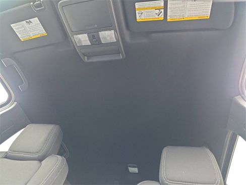 New 2026 Nissan Frontier SV image 22