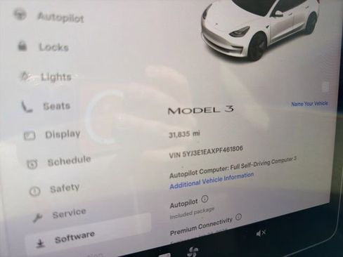 Used 2023 Tesla Model 3 Standard Range image 7