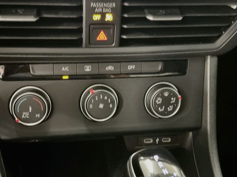 Used 2024 Volkswagen Jetta S FWD image 23