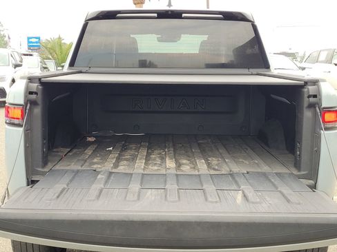 Used 2022 Rivian R1T Adventure image 27