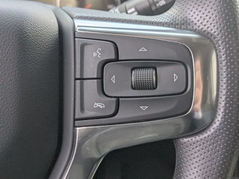 Used 2025 Chevrolet Blazer LT FWD image 21