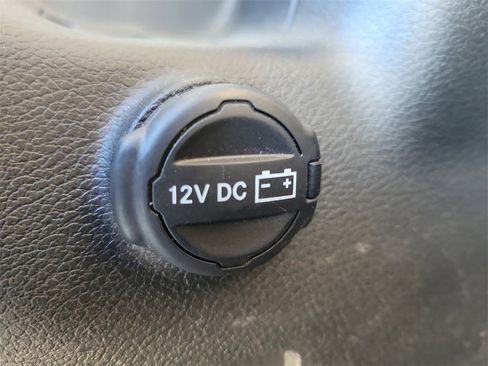 Used 2022 Jeep Wrangler Unlimited Sahara w/ Cold Weather Group image 7