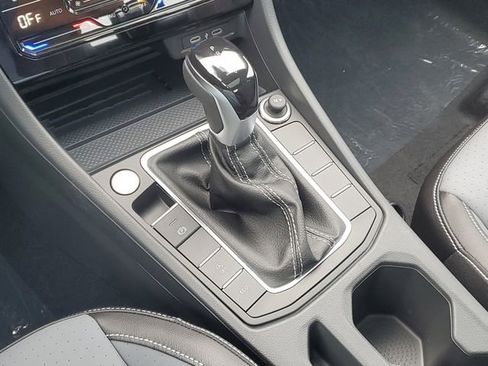 New 2025 Volkswagen Jetta SE image 23