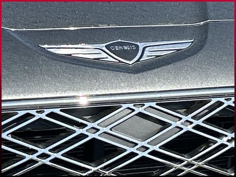 Used 2025 Genesis GV80 2.5T Standard AWD/4WD image 11