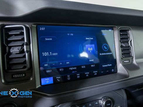 Used 2025 Ford Bronco Badlands AWD/4WD image 19