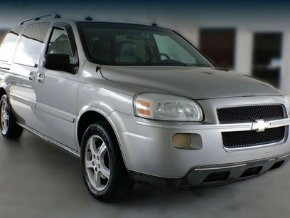 Used 2005 Chevrolet Uplander LT w/ Premium Seating Package