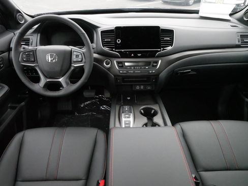 Certified 2025 Honda Ridgeline TrailSport image 10