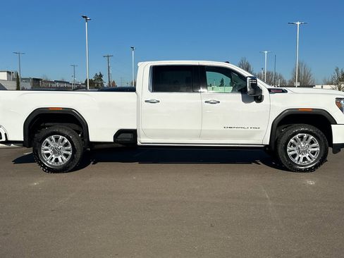 Used 2021 GMC Sierra 3500 Denali w/ Denali Ultimate Package image 3