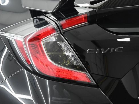 Used 2019 Honda Civic Type R image 16