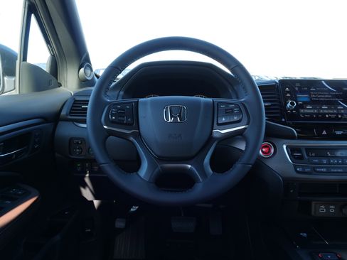 New 2026 Honda Ridgeline RTL image 21