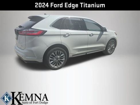 Used 2024 Ford Edge Titanium w/ Titanium Elite Package image 8