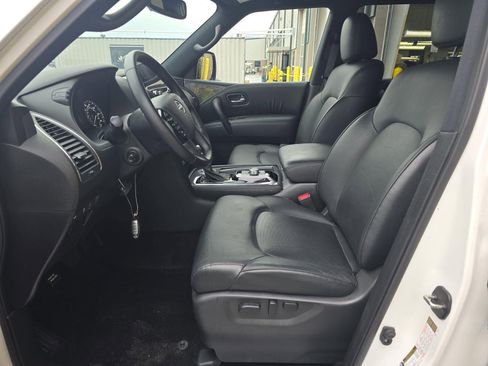Used 2024 Nissan Armada SL w/ Midnight Edition Package image 10
