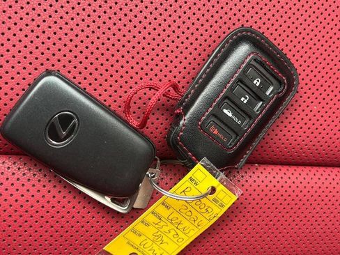 Used 2024 Lexus IS 500 image 19