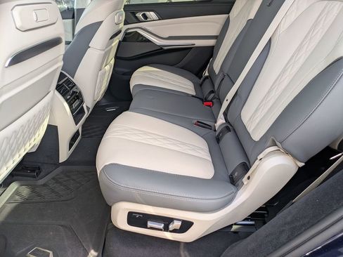 Used 2023 BMW X7 M60i w/ Executive Package image 28