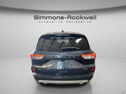 Used 2022 Ford Escape SE w/ Cold Weather Package image 6