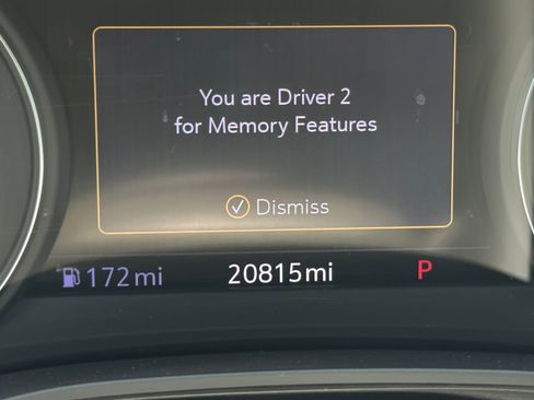 Used 2023 Cadillac XT6 Premium Luxury w/ Technology Package AWD/4WD image 2