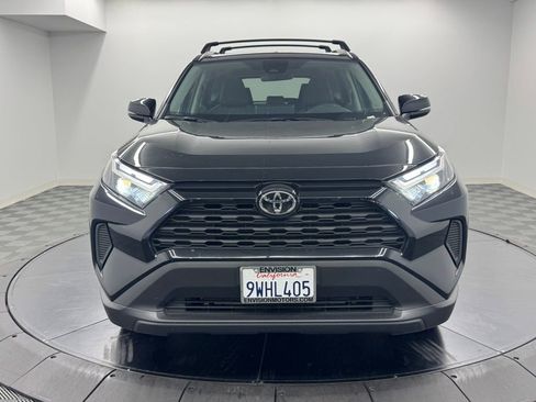 Used 2025 Toyota RAV4 XLE w/ Convenience Package FWD image 3