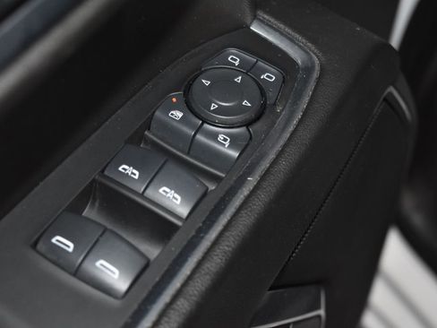 Used 2024 GMC Sierra 1500 SLT AWD/4WD image 6