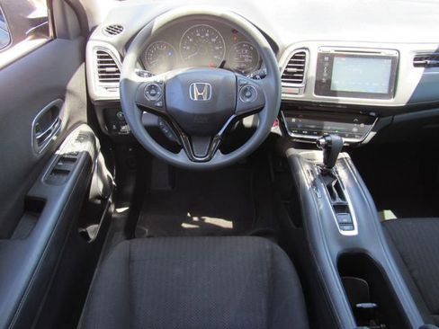 Used 2016 Honda HR-V EX image 17