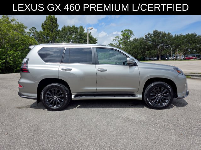 Used 2023 Lexus GX 460 Premium w/ Accessory Package AWD/4WD image 2