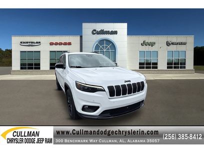 Used 2023 Jeep Cherokee Altitude Lux