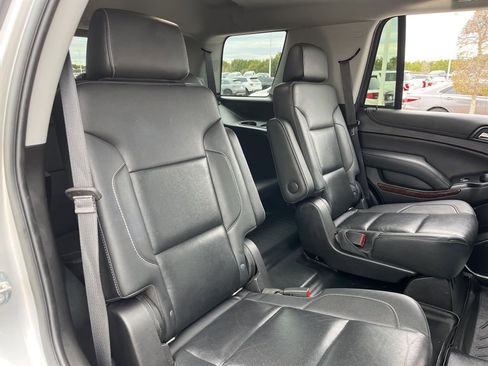 Used 2020 GMC Yukon SLT w/ Premium Edition image 28