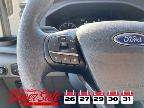 New 2025 Ford Transit 250 148 Medium Roof image 21