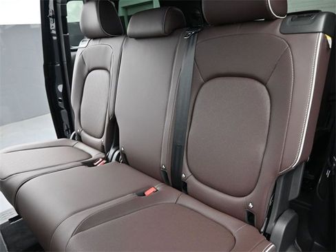 New 2025 Volkswagen ID. Buzz Pro S image 12