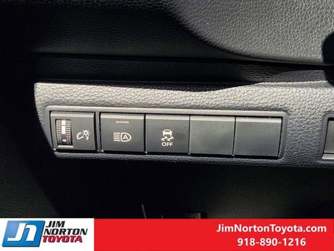 Used 2024 Toyota Corolla SE image 25