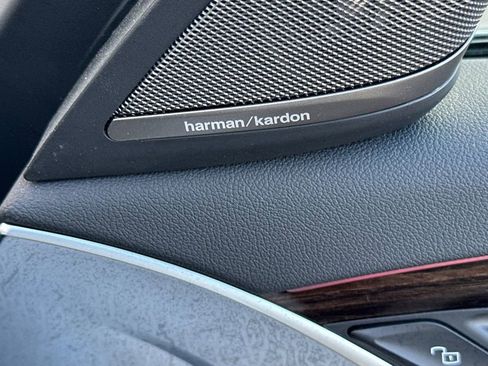 Used 2023 BMW 530e w/ M Sport Package image 19