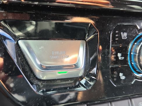 Used 2025 GMC Sierra 1500 AT4X AWD/4WD image 21