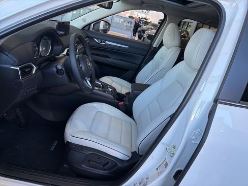 Used 2025 MAZDA CX-5 AWD 2.5 S w/ Preferred Package image 12