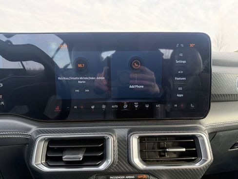 Used 2024 Ford Mustang Premium image 9