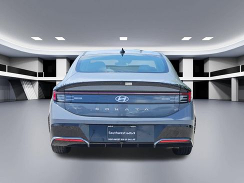 Used 2024 Hyundai Sonata SEL FWD image 5