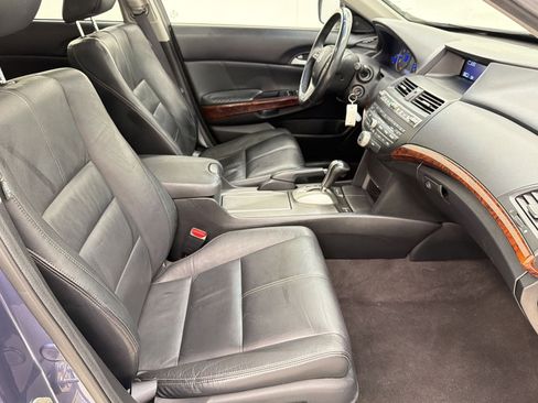 Used 2012 Honda Crosstour EX-L image 27