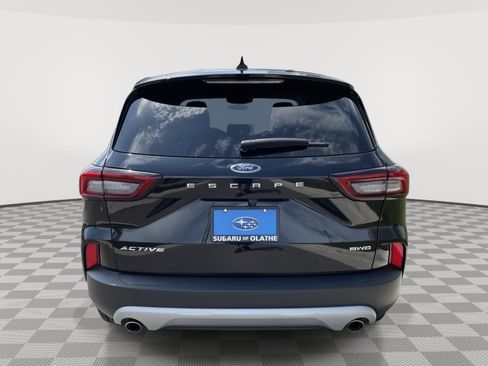 Used 2025 Ford Escape Active AWD/4WD image 11