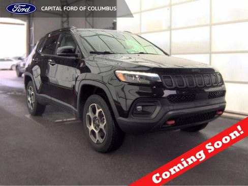Used 2022 Jeep Compass Trailhawk w/ Trailhawk Elite Group AWD/4WD image 1