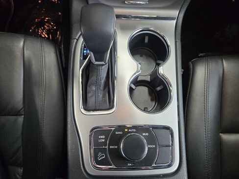 Used 2019 Jeep Grand Cherokee Limited AWD/4WD image 20