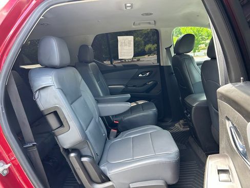 Used 2020 Chevrolet Traverse LT w/ LT Premium Package FWD image 47