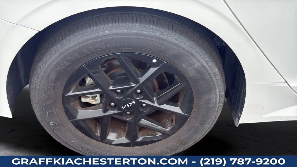 Used 2026 Kia K5 LXS FWD image 45