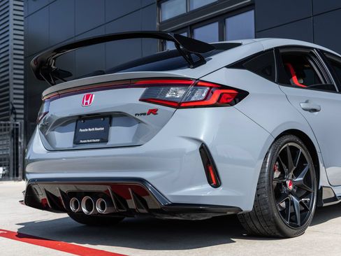 Used 2023 Honda Civic Type R image 14