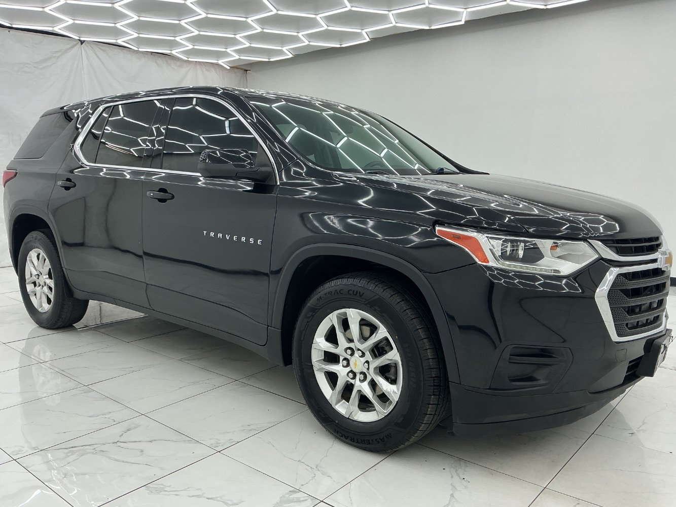 Used 2021 Chevrolet Traverse LS AWD/4WD image 7