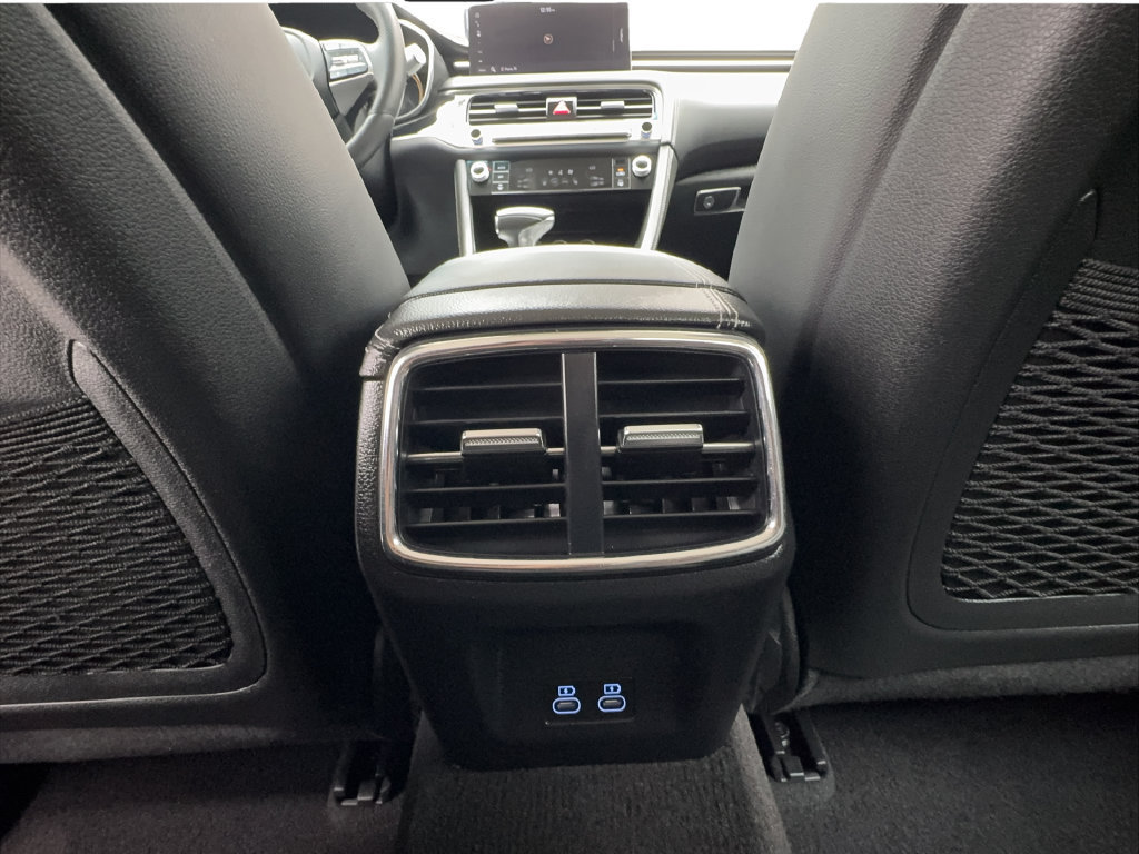 Used 2026 Genesis G70 2.5T RWD image 41